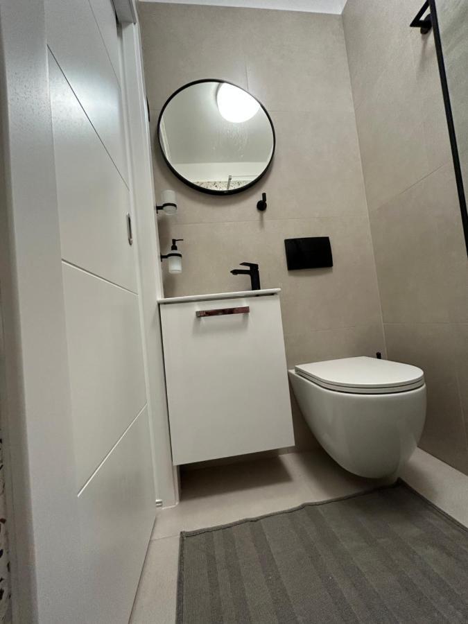Lounge Appartment Luna โปเรช ภายนอก รูปภาพ